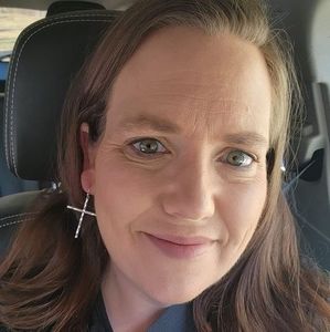 Meet your Posher, Kylee